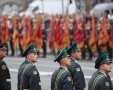 Винищувачі над Хрещатиком: захоплююче відео з кабіни пілота