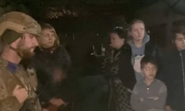 Маріупольці. Азовсталь. Фото: YouTube