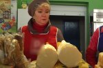 Продавец. Фото: скриншот с видео