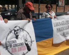 Вперше за 4 роки: мами Кольченка і Сенцова потрапили на зворушливе відео