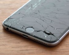 Популярное приложение превратило тысячи iPhone в кирпич