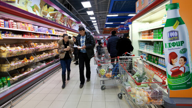 Украинцы тратят на еду целое состояние, в Европе поделились реальными ценами: цифры заставляют плакать