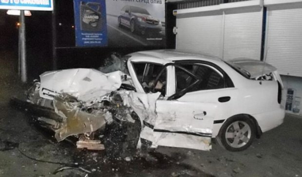Смертельне ДТП під Києвом за участі BMW та Ланоса (фото)