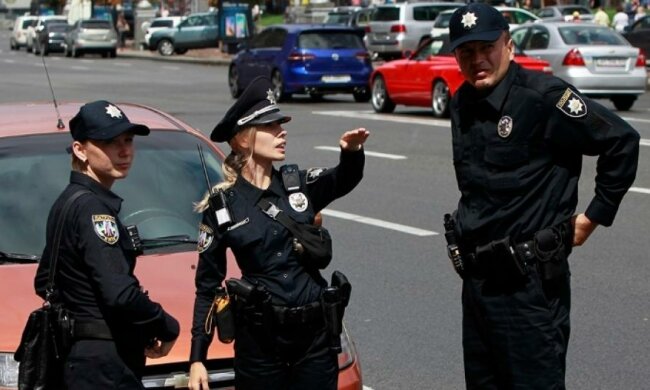 Майже 100 нових поліцейських вже звільнилися