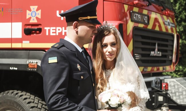 Рятувальники, фото: Facebook ДСНС