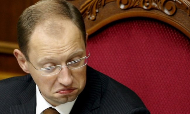 За  чьи деньги Яценюка еженедельно будут рекламировать телеканалы - КМ