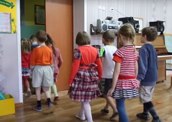 дитсадок, скріншот з відео