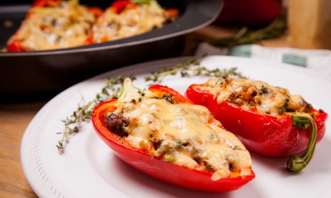 Новый год 2019: перец, фаршированный курицей