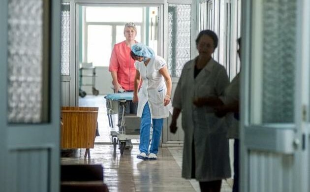 В Киеве пациент-псих превратил лицо врача в кровавое месиво: "Стены не понравились"
