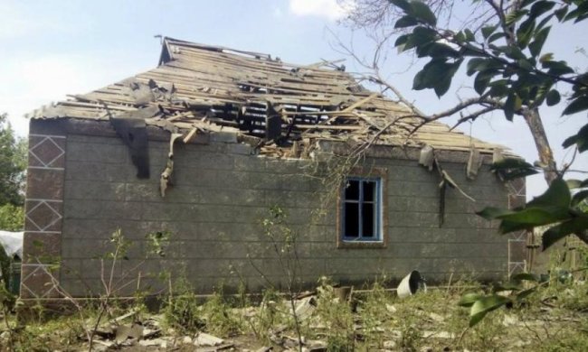 Під час обстрілу Красногорівки поранено пенсіонера