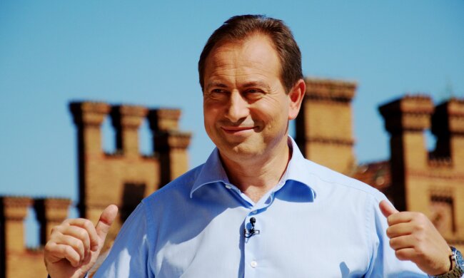 Микола Томенко