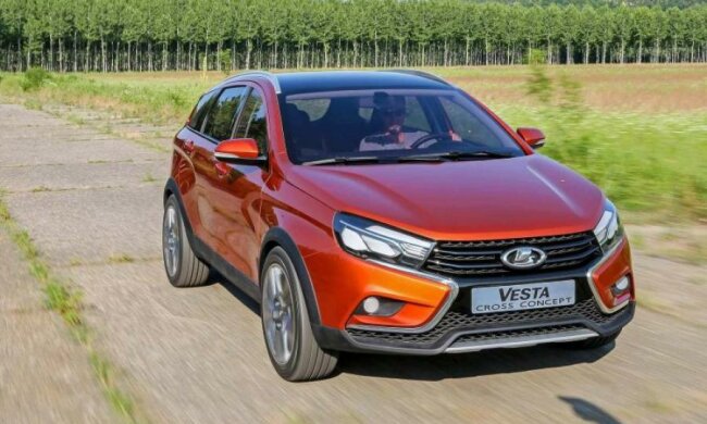 Це прорив: росіянам запропонують нову "Ладу", у якій відкриватиметься багажник