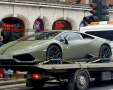 Унікальний Lamborghini Макгрегора евакуювали за неправильну парковку