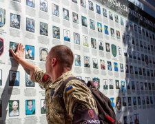 "Стогін, сльози. Крики полонених в полі. Єдиний варіант – померти красиво", - український герой показав Іловайський котел зсередини