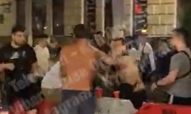 Драка на Подоле, фото: Telegram