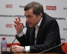 Помощник Путина Сурков заявился на Донбасс и начал требовать: "Орал до хрипоты, получили по шапке все"