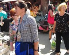 Метод кнута и пряника: в Кабмине придумали, как не пустить украинцев на заработки