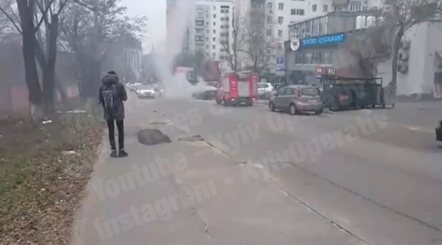 В Киеве загорелась машина, фото: Киев Оперативный