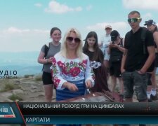 35 цимбалистов на Говерле установили национальный рекорд