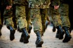 З пакетом в зубах: фейковий "ветеран" гастролює Києвом