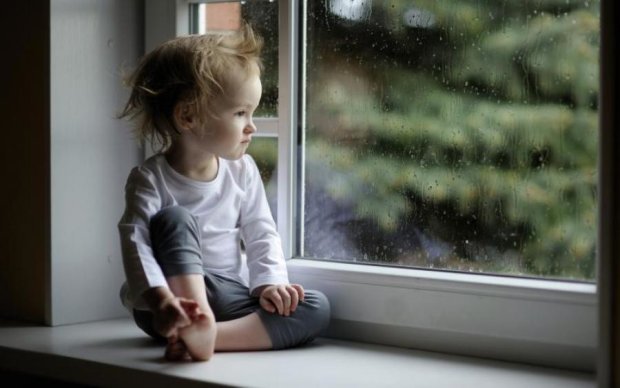 Когда на улице дождь: чем занять ребенка в плохую погоду