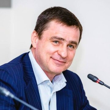 Дмитро Шенцев: біографія і досьє, компромат, скрін із Фейсбук