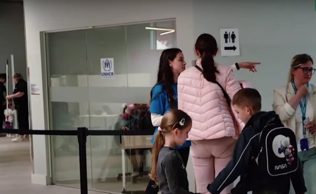 Украинские беженцы в Польше. Фото: скрин youtube