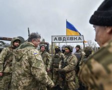 Порошенко снова что-то пообещал солдатам АТО