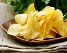 Несподівано: до списку корисних продуктів занесли чіпси і шоколад