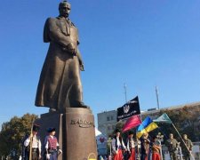 У Рівному відбувся козацький марш фото,відео)