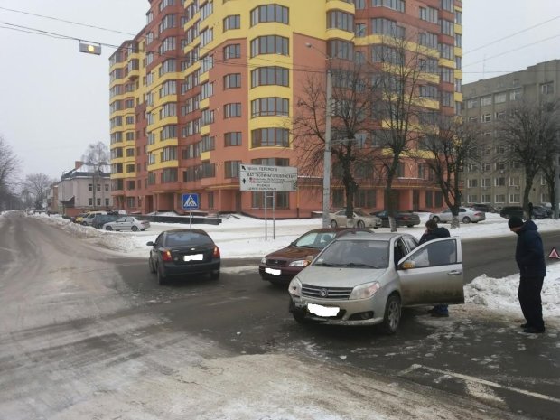 Два мільйони за два тижні: українських водіїв добряче "подоять"