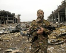 Бойовики мародерствують і розстрілюють мирних жителів