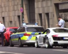 Перехоплювачі: німецькі копи показали, як правильно ловити порушників (відео)