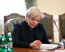 Гонтарева рассказала о "самом худшем дне в жизни": "Муж остался в трусах"