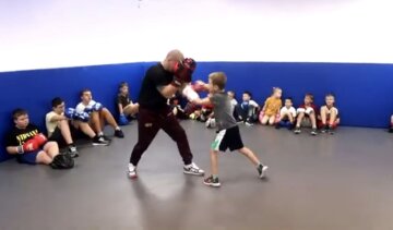 Детский бокс: фото скрин ютуб