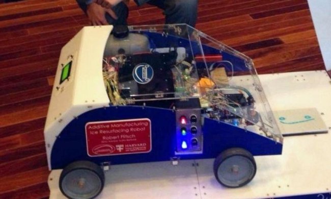 Дорогу ремонтуватимуть з допомогою 3D-принтера (відео)