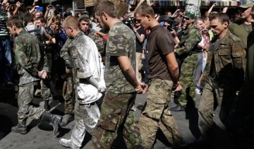 Бойовики тримають у підвалах триста українців