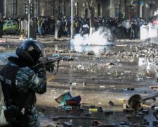 Кривавий "Бумеранг": штурм Євромайдану показали на відео 