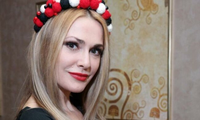 Сумська підкорила фанатів патріотичним нарядом