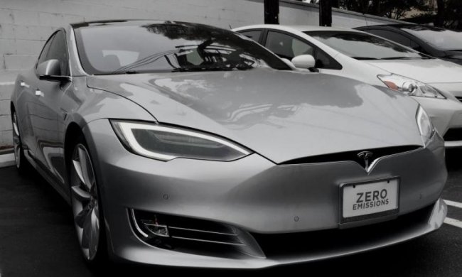Автомобіль Tesla побив черговий світовий рекорд