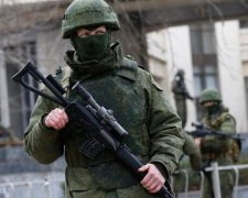 Жители Горловки избили российского офицера