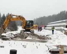 На Прикарпатті "воскрешають" аварійний міст: міг впасти на голови в будь-який момент