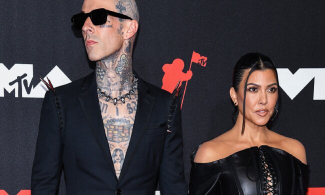 Тревіс Баркер і Кортні Кардашьян. Фото: ЖурналОк.