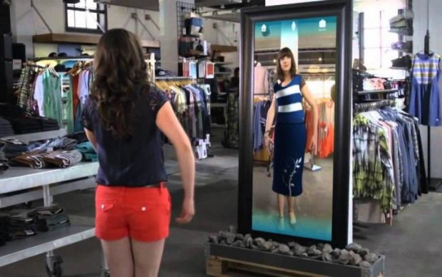 Amazon позволит примерять одежду виртуально