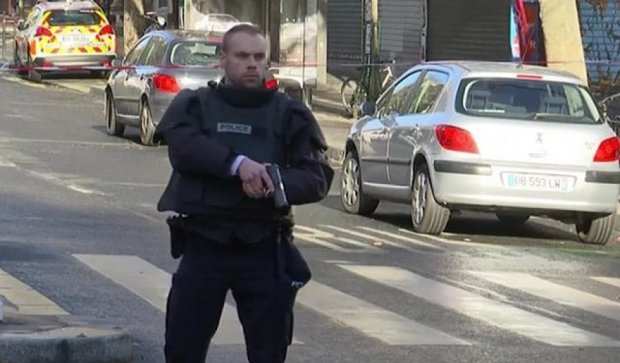 В Парижі стався теракт (фото, відео)