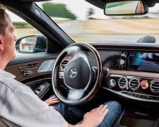 Німці показали гараж для автомобілів майбутнього