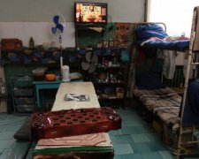 Ужасные условия за решеткой: заключенные судятся с Украиной