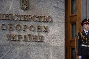 Сотню генералов и полковников уволили из Министерства обороны