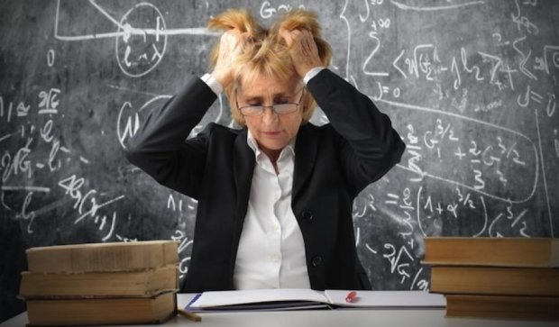 Нервные учителя вызывают у детей стресс