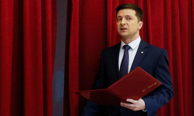 Зеленський одним махом вирішив відразу декілька доль: що підписав гарант